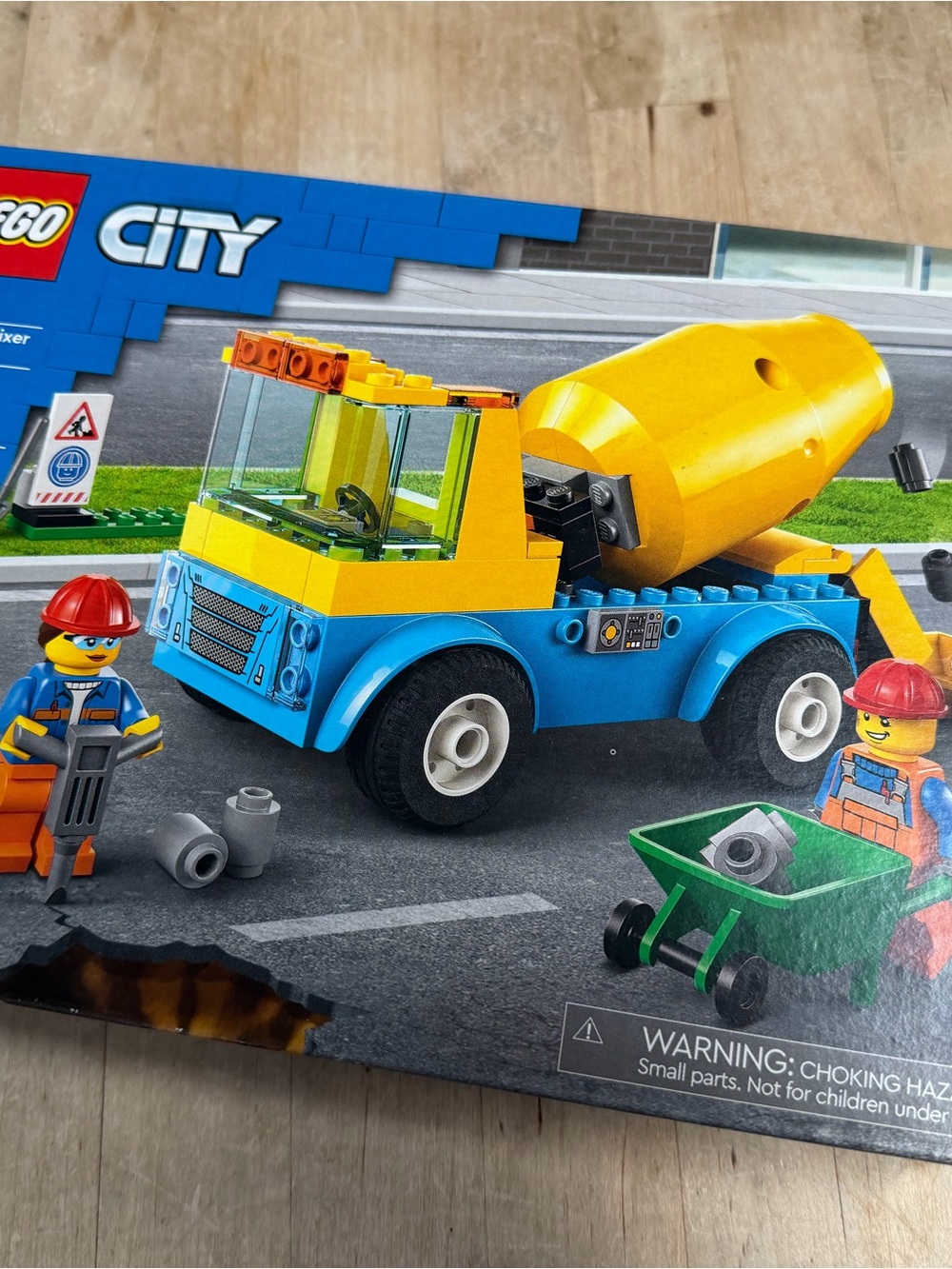 Lego City 60325 Cement Mixer Truck